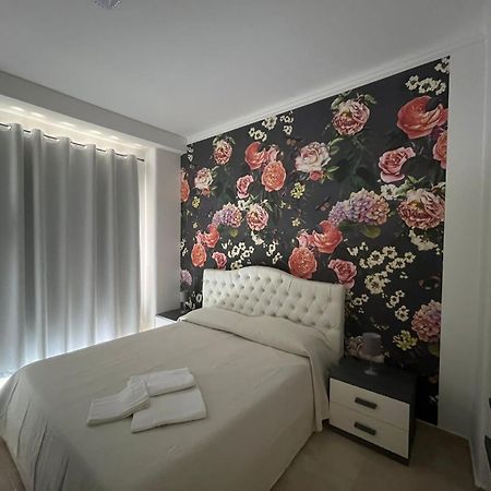 Infinityrooms Катания Екстериор снимка